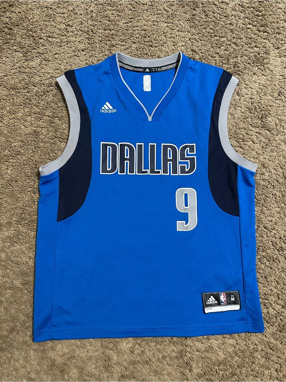Vintage NBA Adidas Dallas Mavericks “Rondo” jersey 00s size medium